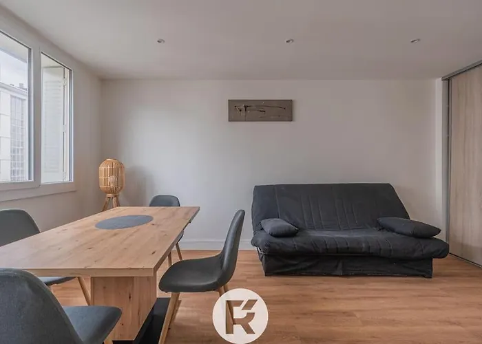 R'apparts T2 Refuge Chic גרנובל